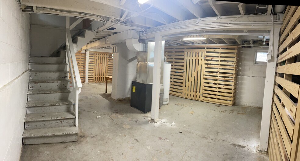 Building Photo - 240 Sawyer Ave