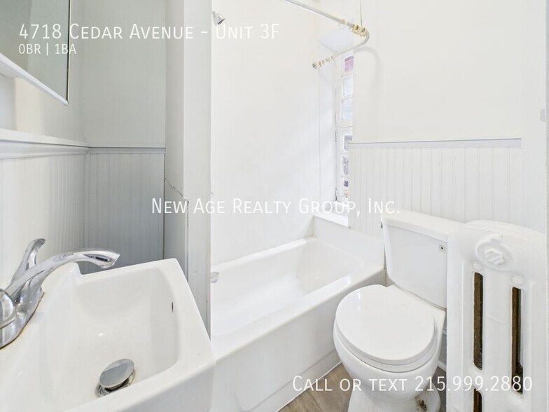 Building Photo - 4718 Cedar Ave