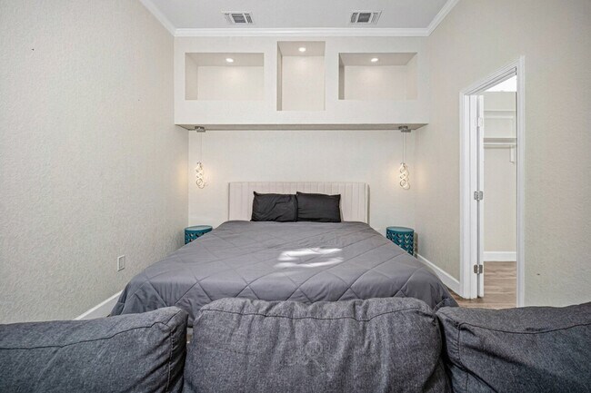 Building Photo - 219 Utah St