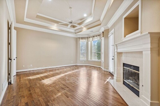 Building Photo - 5004 Seville Ln