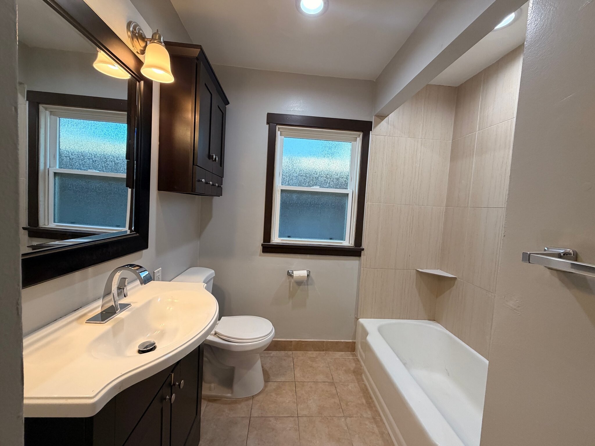 Building Photo - 2404 Wetherhead Dr