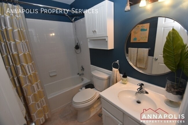 Building Photo - 449 Alfreton Ct