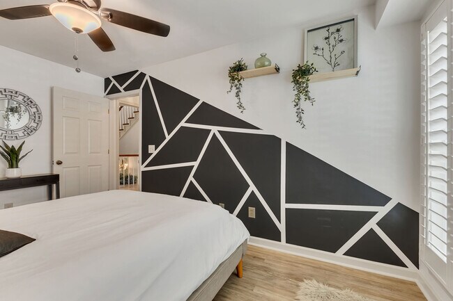 Building Photo - 224 Glenstone Cir