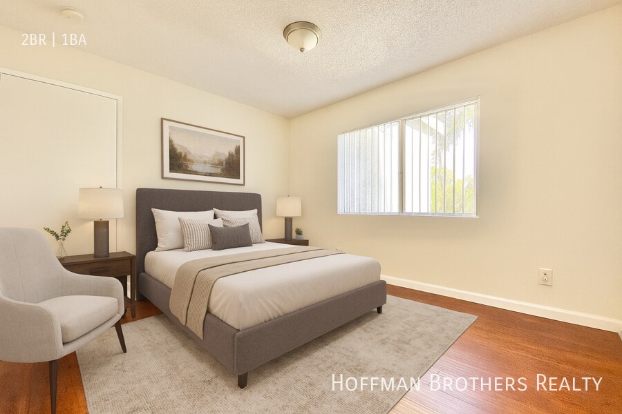 Building Photo - 5011 Monte Vista St