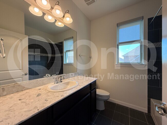 Building Photo - 1165 Clearwater Dr