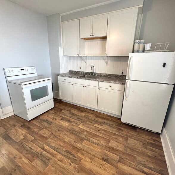 Building Photo - 313 Rumsey Ave