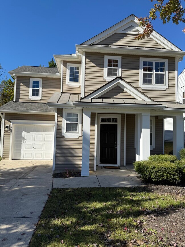 Primary Photo - 721 Pebblestone Dr