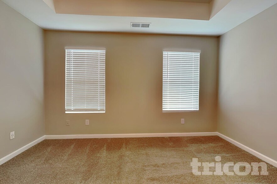 Building Photo - 418 Daffodil Drive