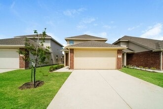 Building Photo - 5018 Blue Ranch