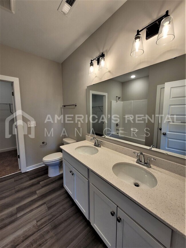 Building Photo - Home for Rent in Meridianville, AL!!! Avai...