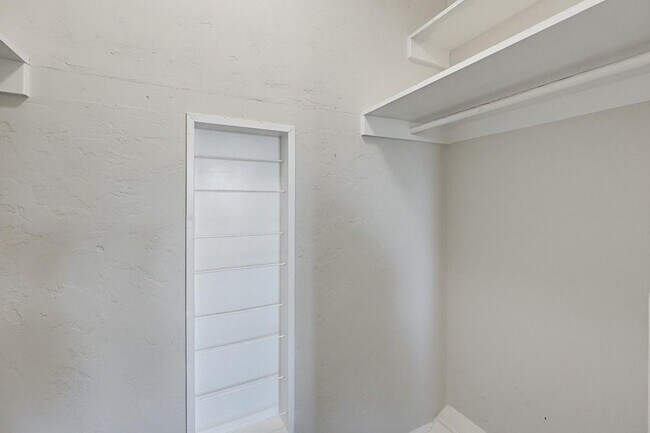 Building Photo - 344-46 G Avenue, D
