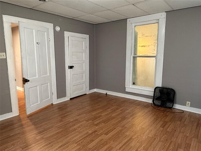 Building Photo - 910 Bunton Ln
