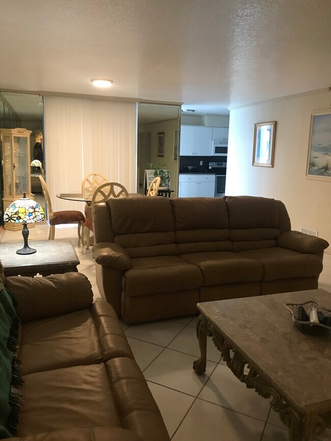 Building Photo - 1000 S Ocean Blvd