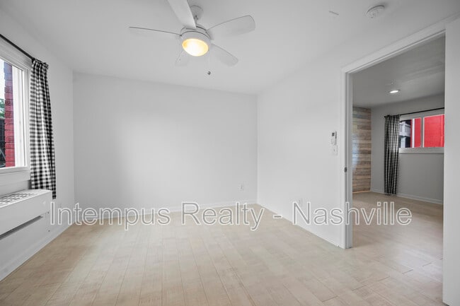 Building Photo - 910 Shelby Ave