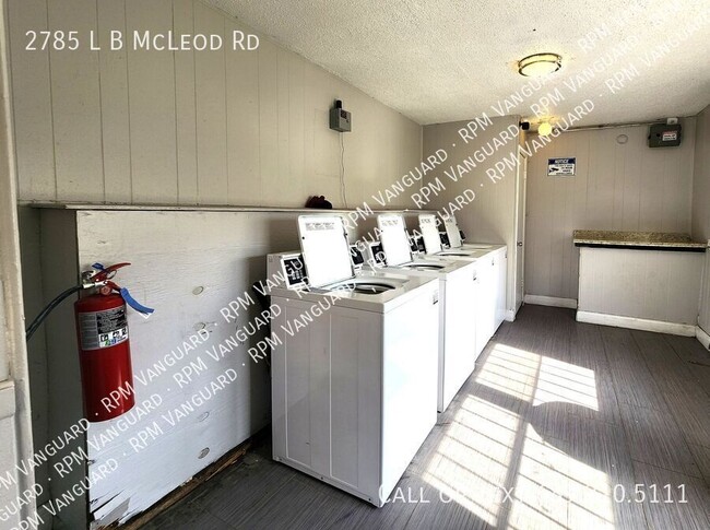 Building Photo - 2785 L B McLeod Rd