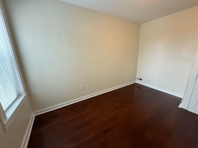 Building Photo - Charming Home in the Heart of Brewerytown