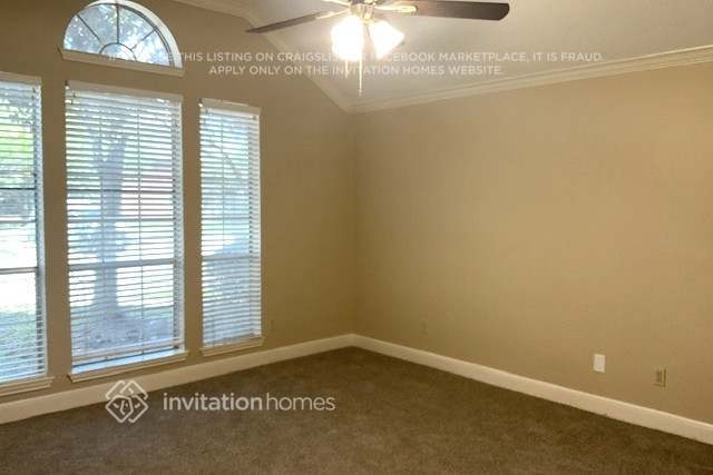 Building Photo - 2113 Pleasant Valley Dr