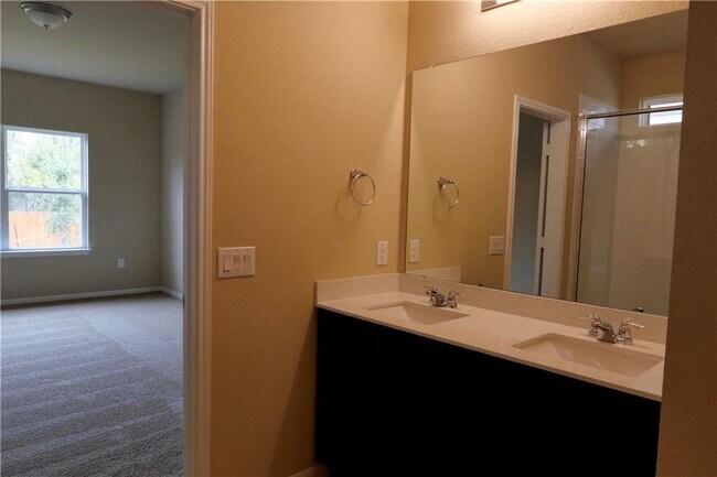 Building Photo - 6817 Ranchito Dr