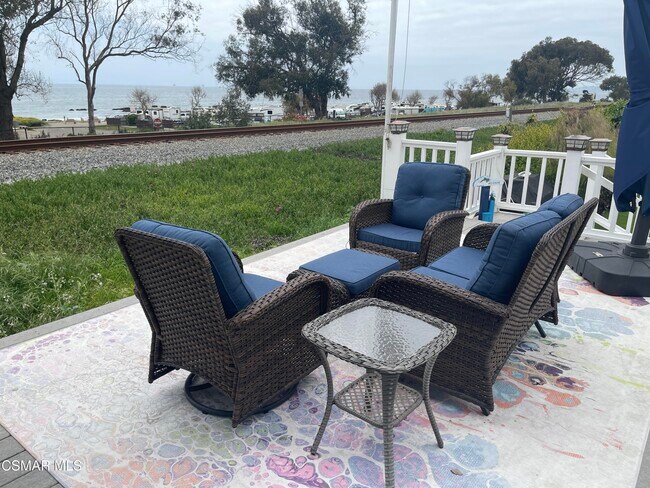 Building Photo - 5573 Calle Arena