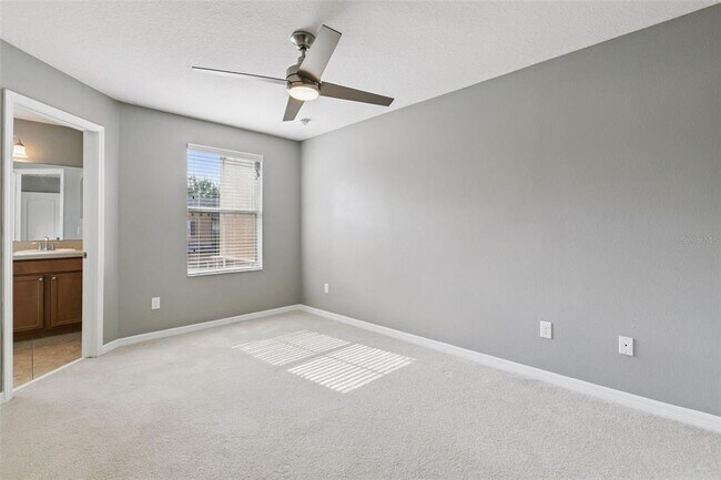 Building Photo - 1250 Twin Trees Ln