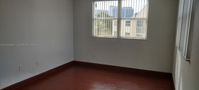 Building Photo - 8215 Lake Dr