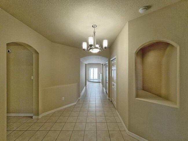 Building Photo - 4319 Summer Hill Ln NW