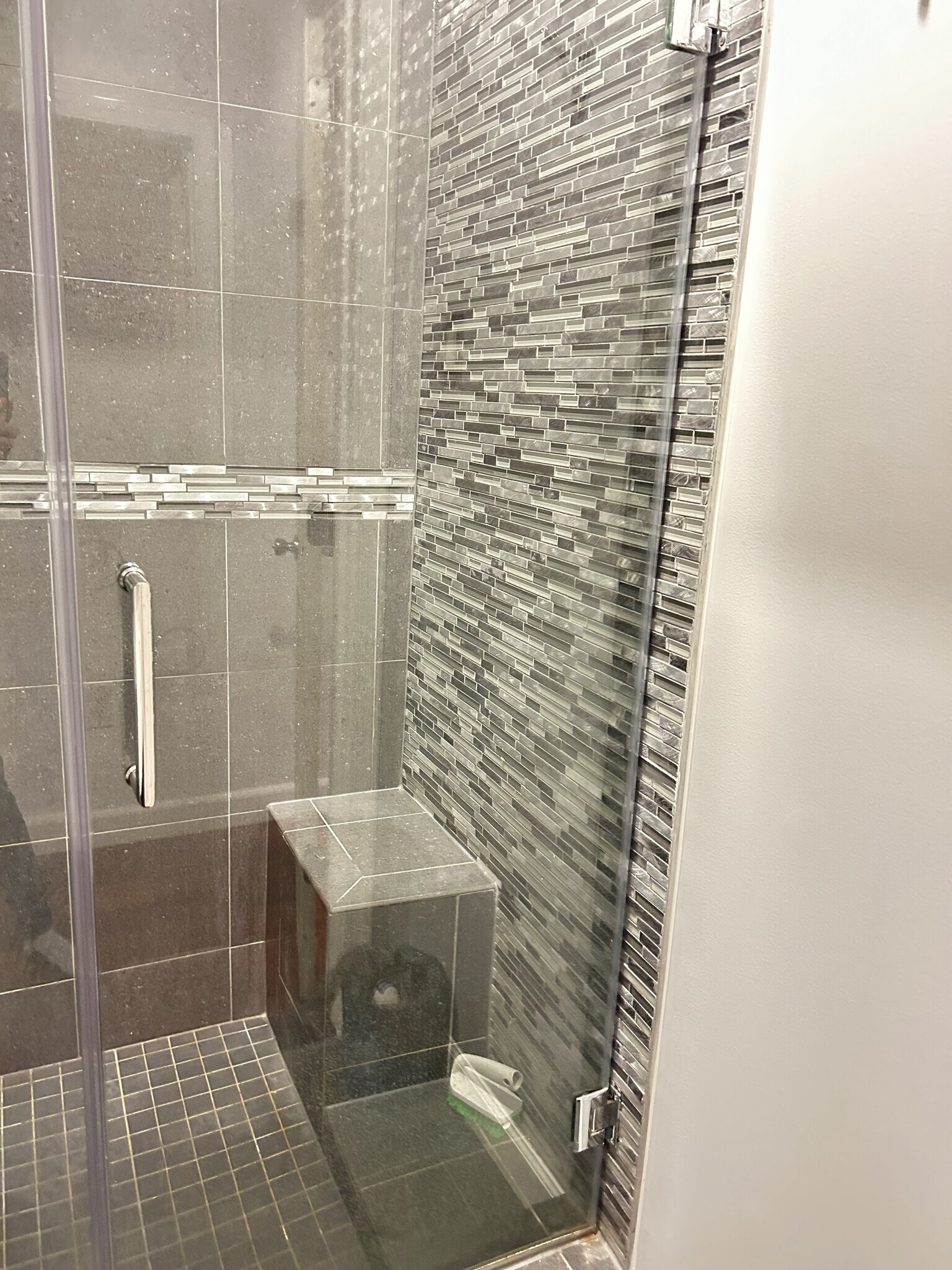 Building Photo - 118 Bates St NW