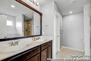 Building Photo - 9627 Baytown Coast