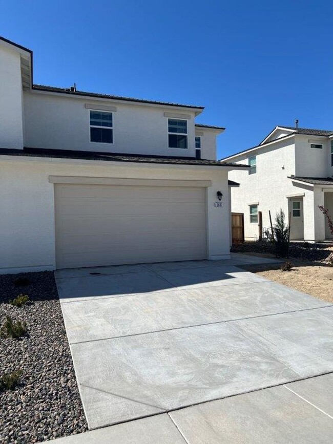 Building Photo - Brand New Three Bedroom Spanish Springs...