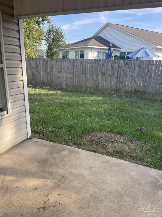 Building Photo - 11068 Chippewa Way