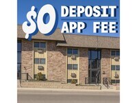 Building Photo - 1925 S Depew St