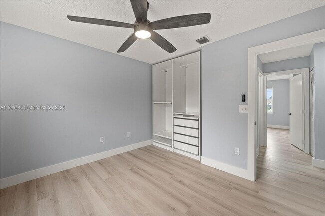 Building Photo - 7835 Rockport Cir