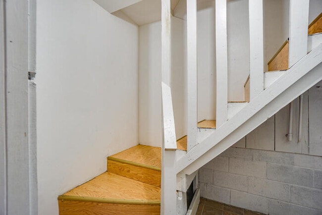 Building Photo - COUNTRY LIVING JUST OUTSIDE Of washougal