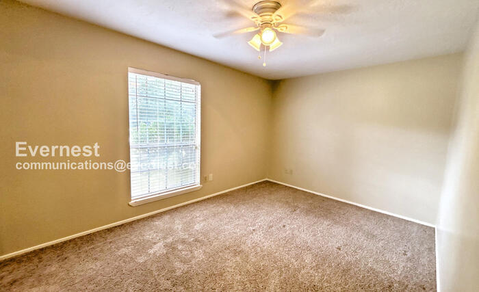 Building Photo - 9503 Martin Wood Ct