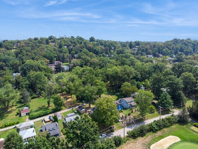 Building Photo - 5616 3rd St