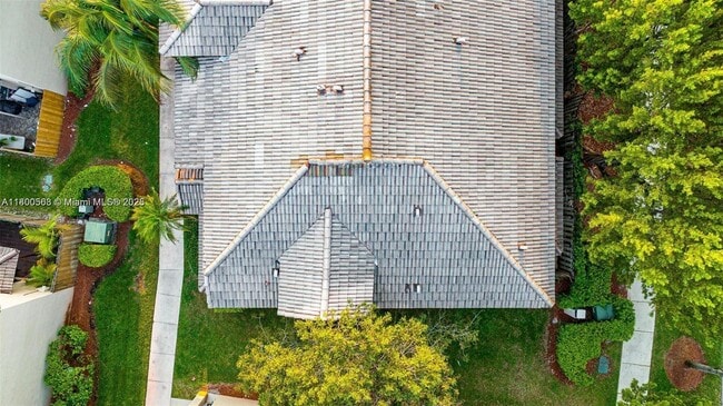 Building Photo - 2221 SE 23rd Ave