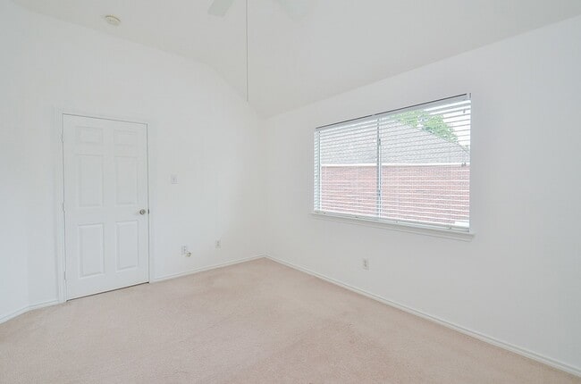 Building Photo - 5315 Fairweather Ct