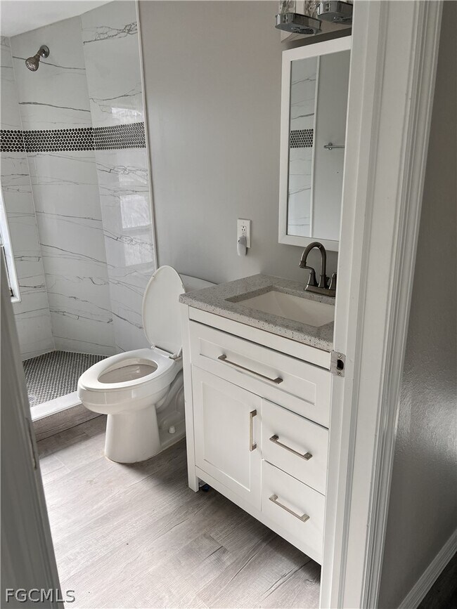 Building Photo - 26941 Leport St