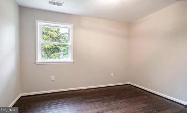 Building Photo - 3111 Graydon St