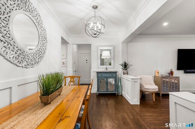 Building Photo - 70 Strawberry Hill Ave