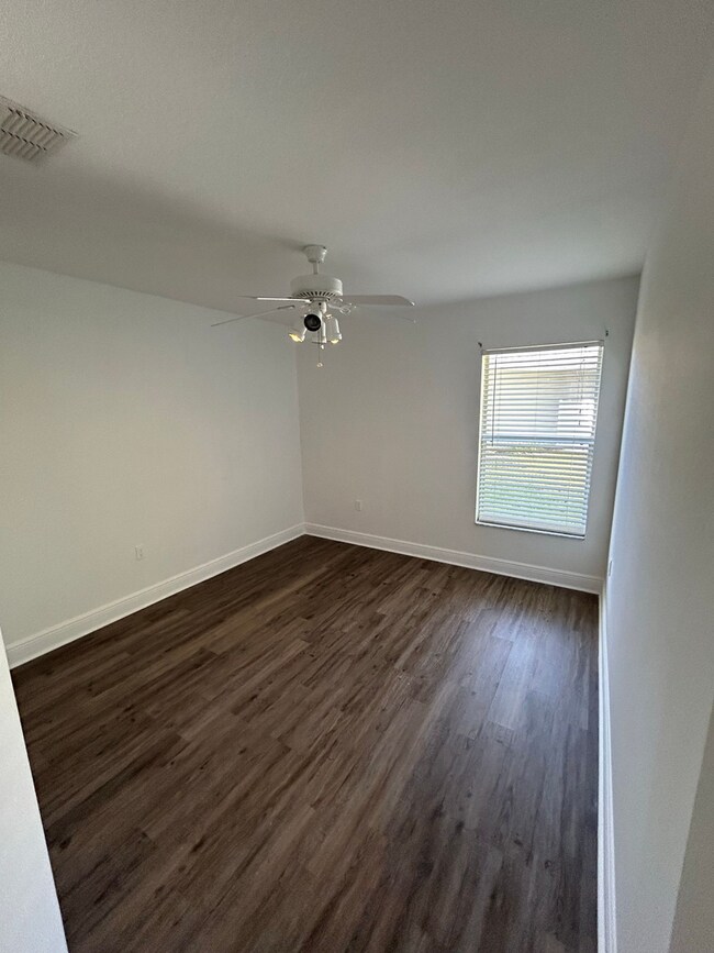 Building Photo - Ready for immediate occupancy!