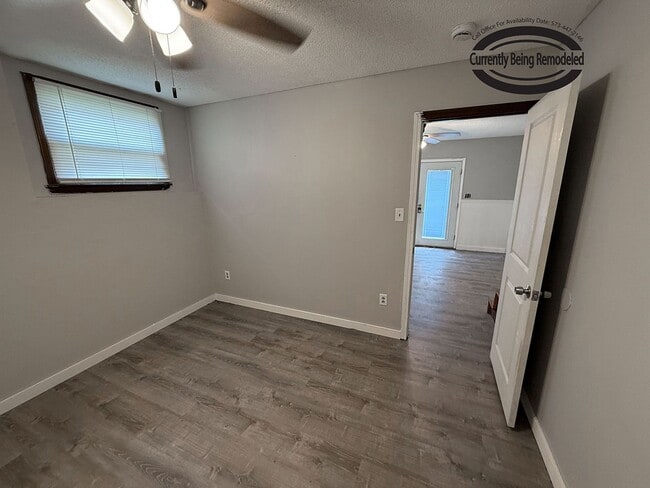 Building Photo - 1712 Garden Dr