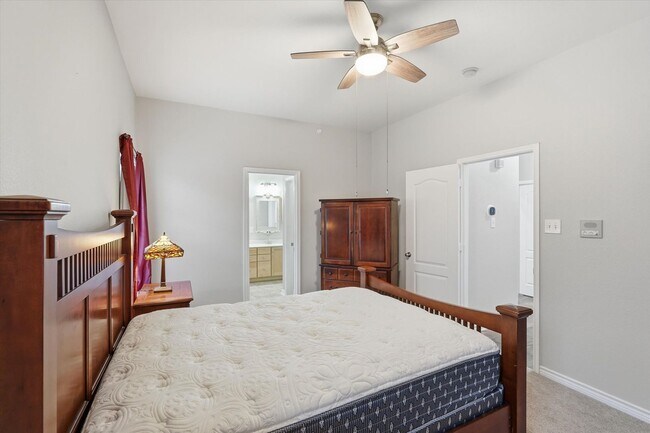 Building Photo - Beautiful 3-Bedroom, 2.5-Bath Townhouse in Plano ISD