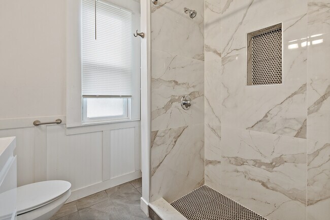 Building Photo - 7719 E Vernor Hwy