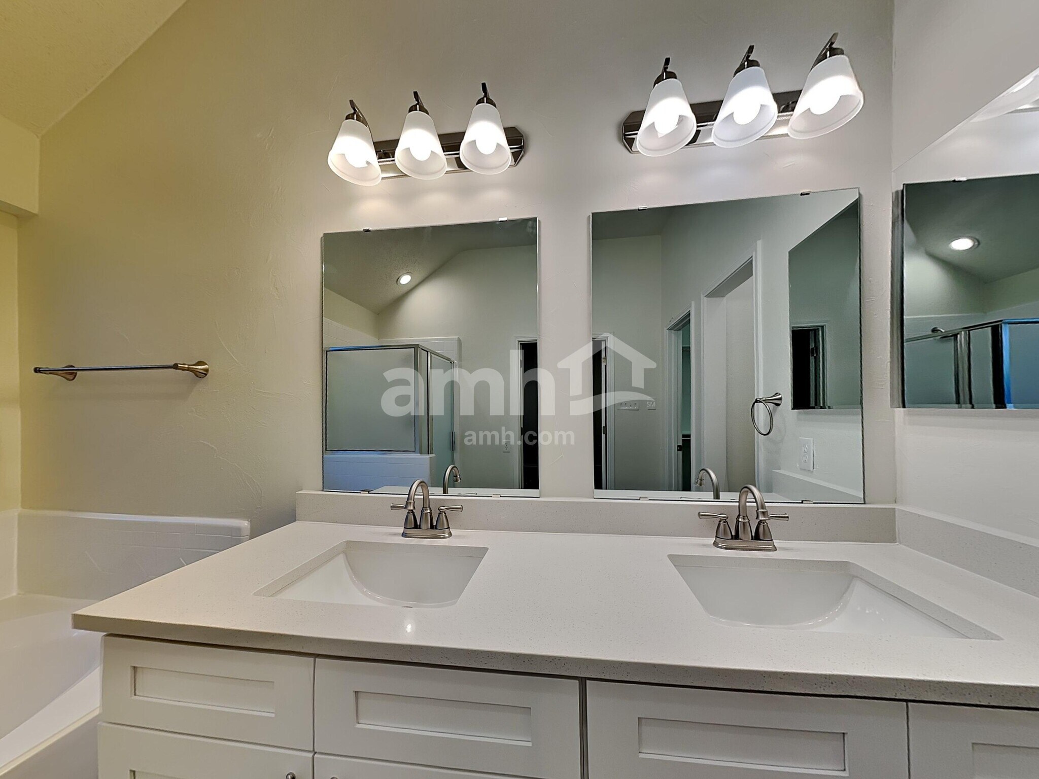 Building Photo - 11601 Wingfield Ln