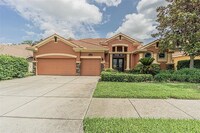 Building Photo - Beautiful and Spacious