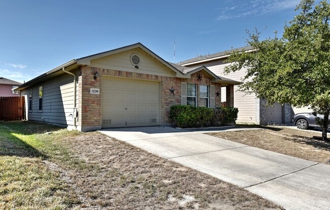 Building Photo - ONE STORY  |  GREAT LOCATION  |  NEAR 1605...