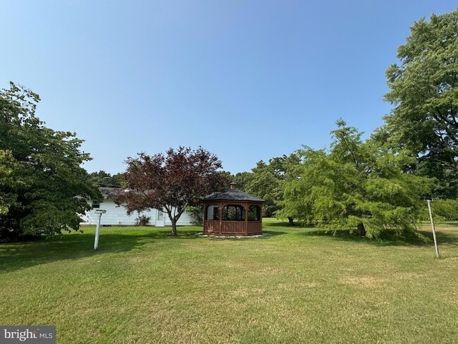 Building Photo - 310 Fish Pond Rd