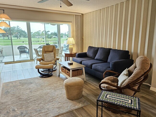 Building Photo - Charming First-Floor Condo in Plantation Golf and Country Club with a Community Pool Access!