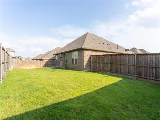 Building Photo - 2601 Sun Creek Dr